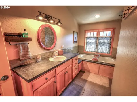 13619 SW Meadowview Drive Camp Sherman OR 97730