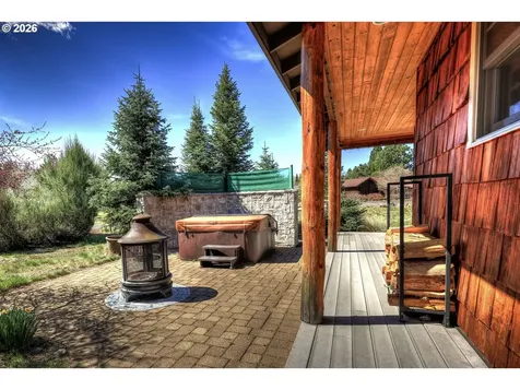 13619 SW Meadowview Drive Camp Sherman OR 97730