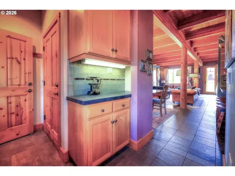 13619 SW Meadowview Drive Camp Sherman OR 97730
