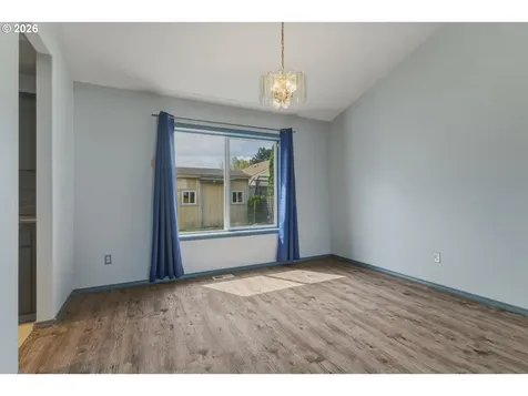 1818 NE Blue Heron Drive Portland OR 97211
