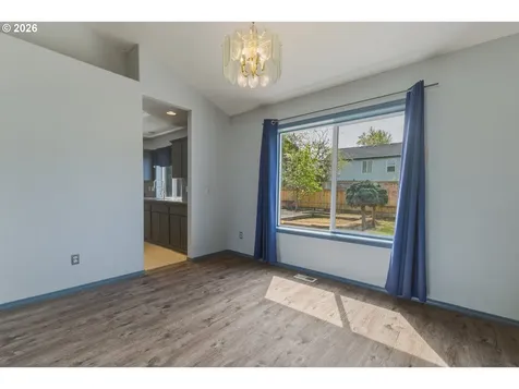 1818 NE Blue Heron Drive Portland OR 97211