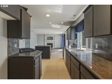1818 NE Blue Heron Drive Portland OR 97211
