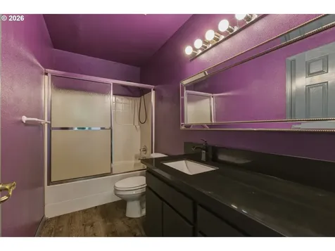 1818 NE Blue Heron Drive Portland OR 97211
