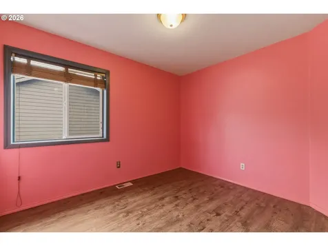 1818 NE Blue Heron Drive Portland OR 97211