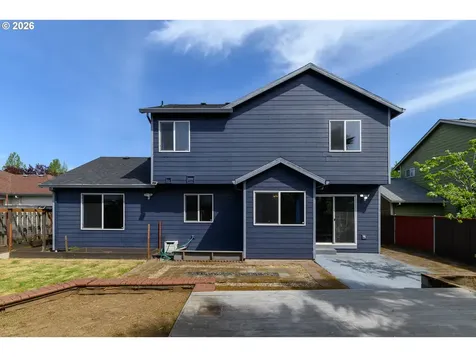 1818 NE Blue Heron Drive Portland OR 97211