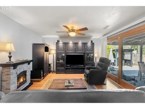 6790 SW Dale Avenue Beaverton OR 97008