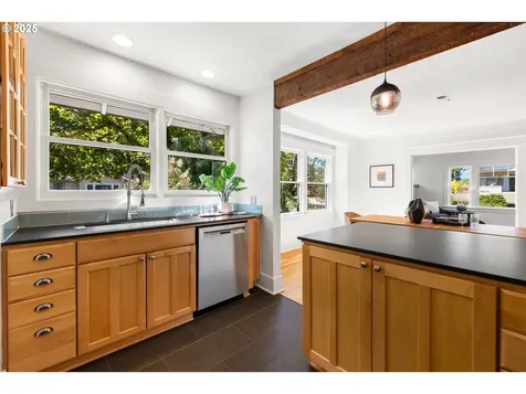 2906 NE 49th Avenue Portland OR 97213