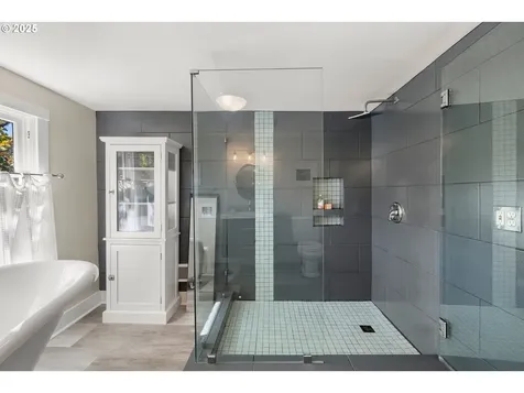 2906 NE 49th Avenue Portland OR 97213
