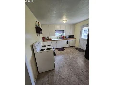 305 N Douglas Street Wallowa OR 97885
