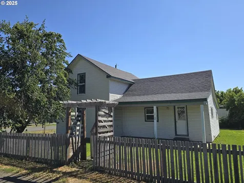 305 N Douglas Street Wallowa OR 97885