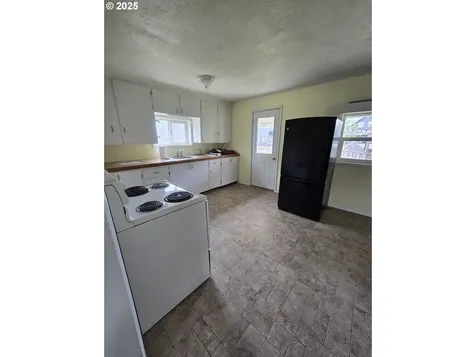 305 N Douglas Street Wallowa OR 97885