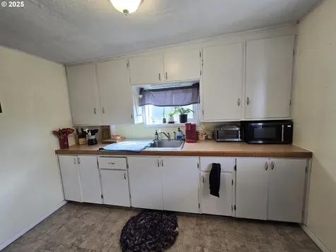 305 N Douglas Street Wallowa OR 97885