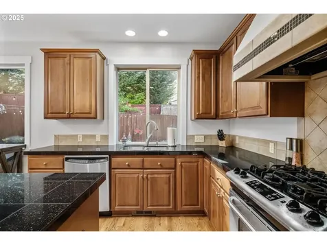 1523 SE 63rd Place Hillsboro OR 97123