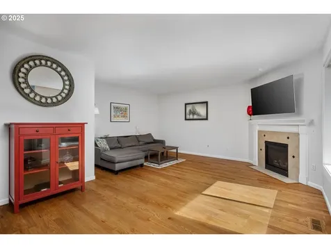 1523 SE 63rd Place Hillsboro OR 97123