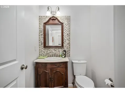 1523 SE 63rd Place Hillsboro OR 97123
