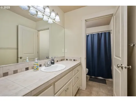 1523 SE 63rd Place Hillsboro OR 97123