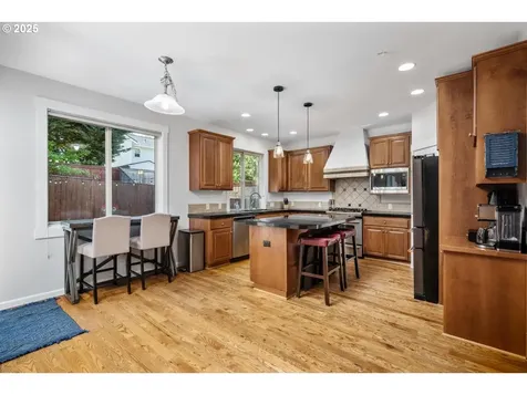 1523 SE 63rd Place Hillsboro OR 97123