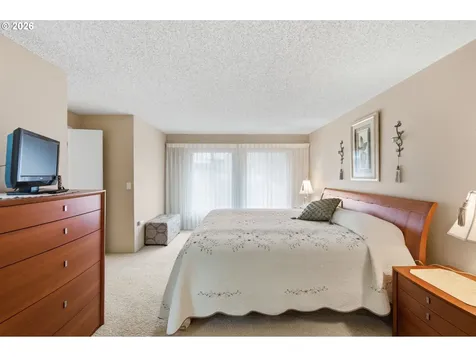 5517 NW Burning Tree Court Portland OR 97229