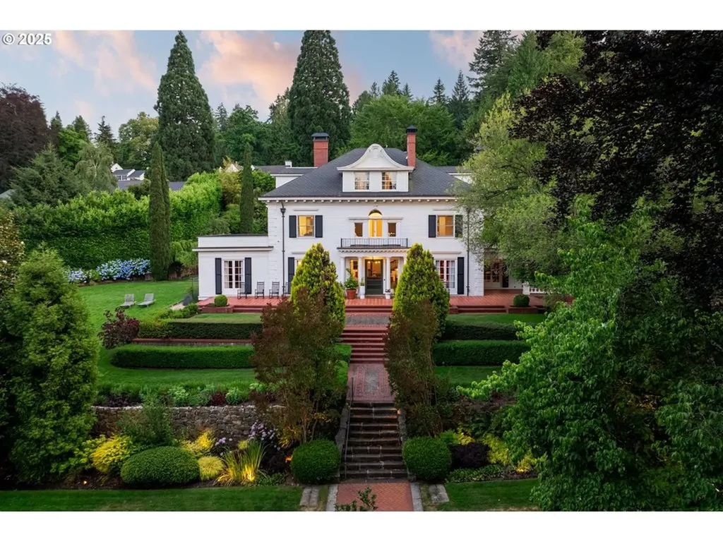 11175 S Riverwood Road Portland OR 97219