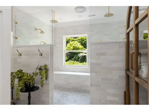 11175 S Riverwood Road Portland OR 97219