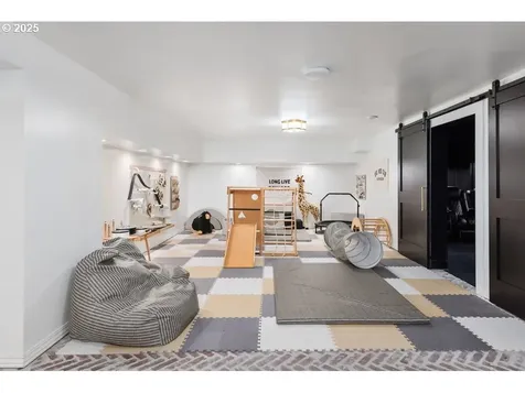 11175 S Riverwood Road Portland OR 97219