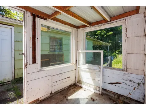 4021 SE 91st Avenue Portland OR 97035