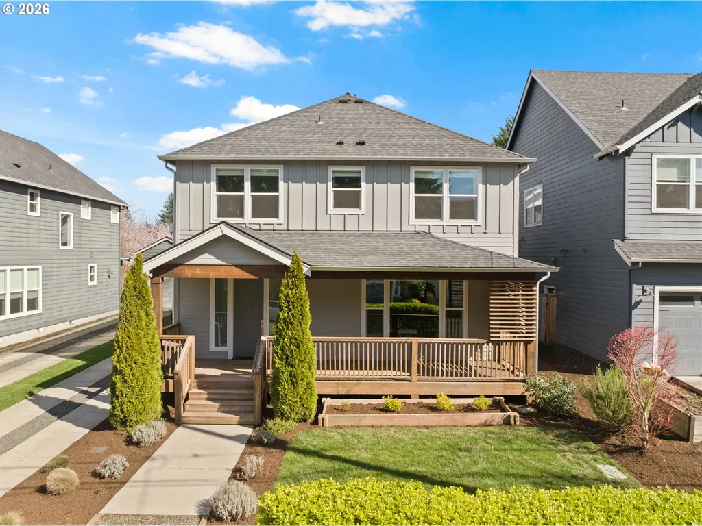 8274 SW 47th Avenue Portland OR 97219