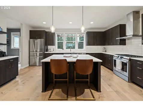 8274 SW 47th Avenue Portland OR 97219