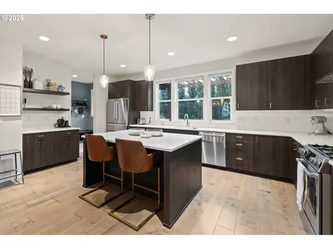 8274 SW 47th Avenue Portland OR 97219