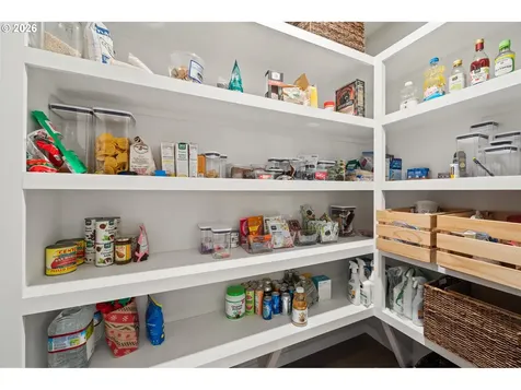 8274 SW 47th Avenue Portland OR 97219