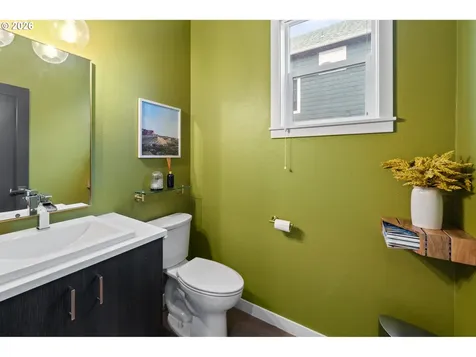 8274 SW 47th Avenue Portland OR 97219