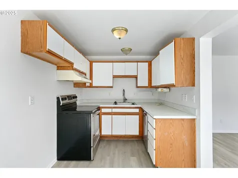 174/178 Lea Avenue Eugene OR 97404