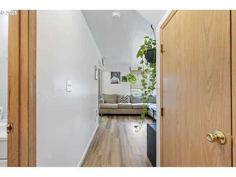 174/178 Lea Avenue Eugene OR 97404