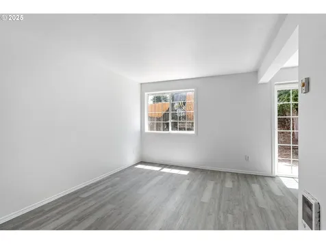 174/178 Lea Avenue Eugene OR 97404