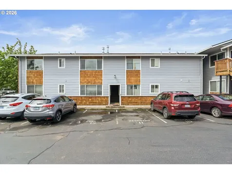 3925 SW Multnomah Boulevard Portland OR 97219