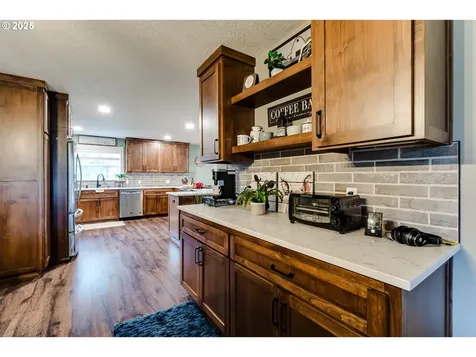 94082 Oaklea Drive Junction City OR 97448