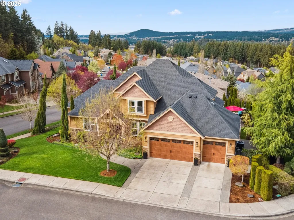 1039 NW 36th Circle Camas WA 98607