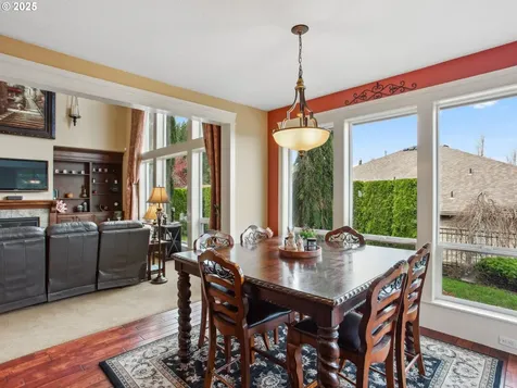 1039 NW 36th Circle Camas WA 98607