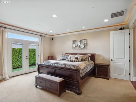 1039 NW 36th Circle Camas WA 98607