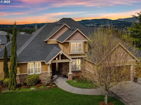 1039 NW 36th Circle Camas WA 98607