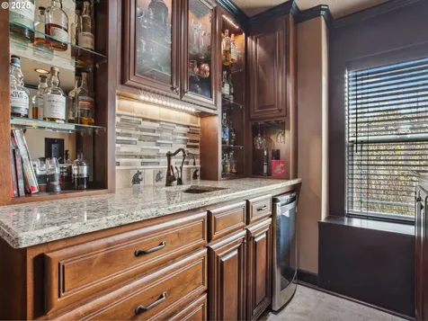 1039 NW 36th Circle Camas WA 98607
