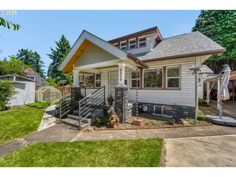2424 NE 102nd Avenue Portland OR 97220