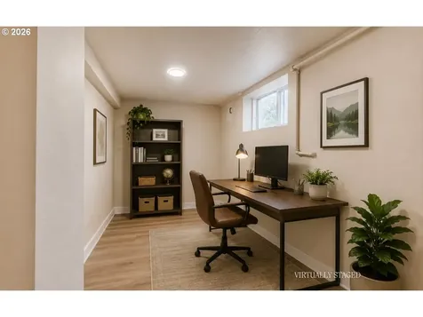 2424 NE 102nd Avenue Portland OR 97220