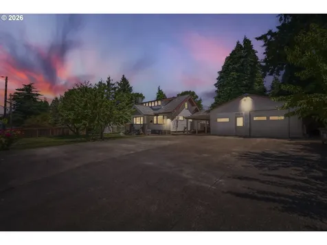 2424 NE 102nd Avenue Portland OR 97220