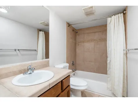 823 NE 132nd Avenue Vancouver WA 98684