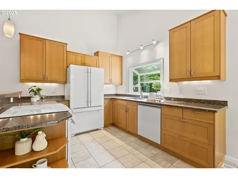 12055 SW Morlock Court Beaverton OR 97008