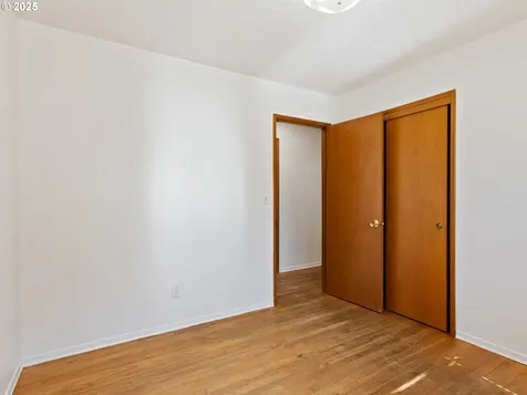 6936 SW 15th Avenue Portland OR 97219