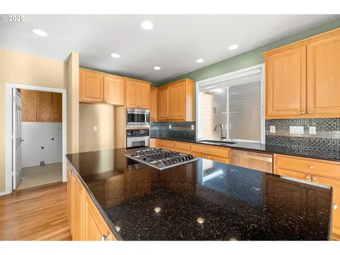 14950 NW Vance Drive Portland OR 97229