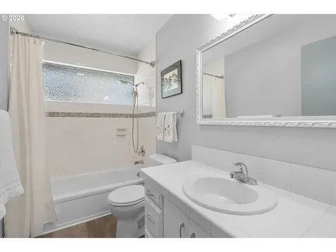 10105 SW Coquille Drive Tualatin OR 97062