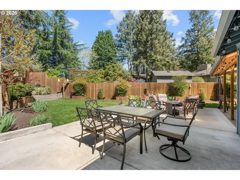 10105 SW Coquille Drive Tualatin OR 97062